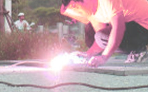 �P(gu��n)�ں��ӌ�(sh��)Ӗ(x��n)�ĵ��w��(hu��)����