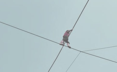 走鋼絲作文(實(shí)用5篇)